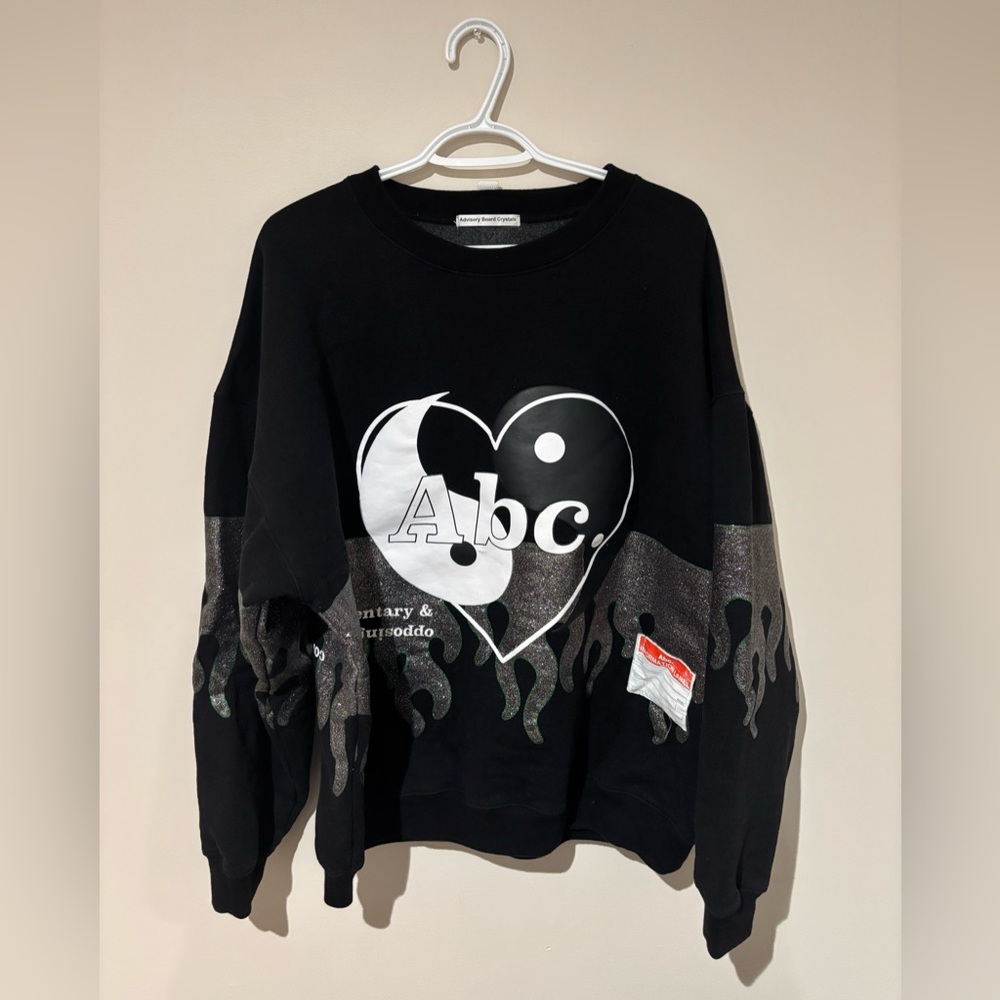 Advisory Board Crystals CREWNECK